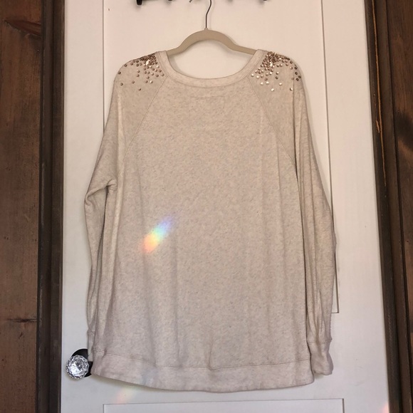 Abercrombie & Fitch Sweatshirt Top - Picture 2 of 4